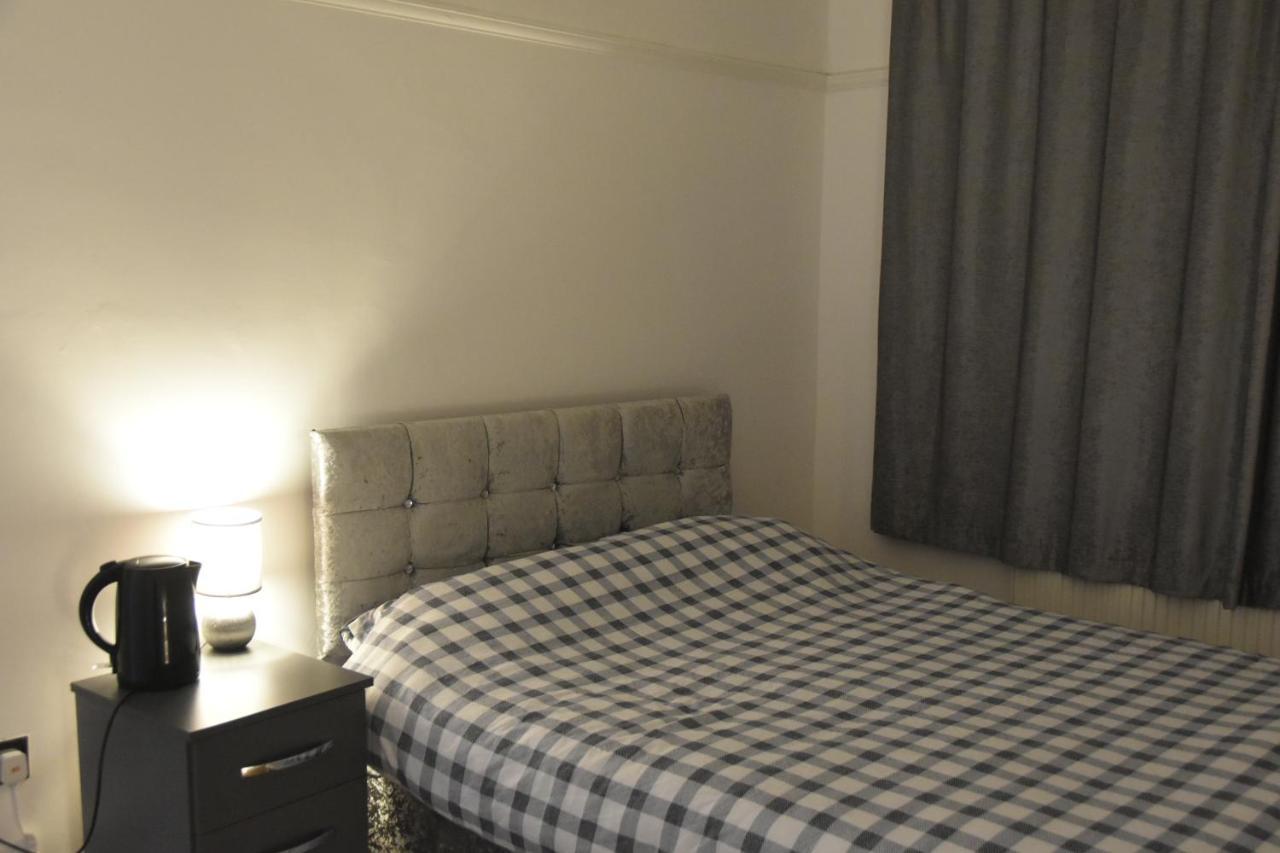 Clarendon House Hotel Luton  Kültér fotó